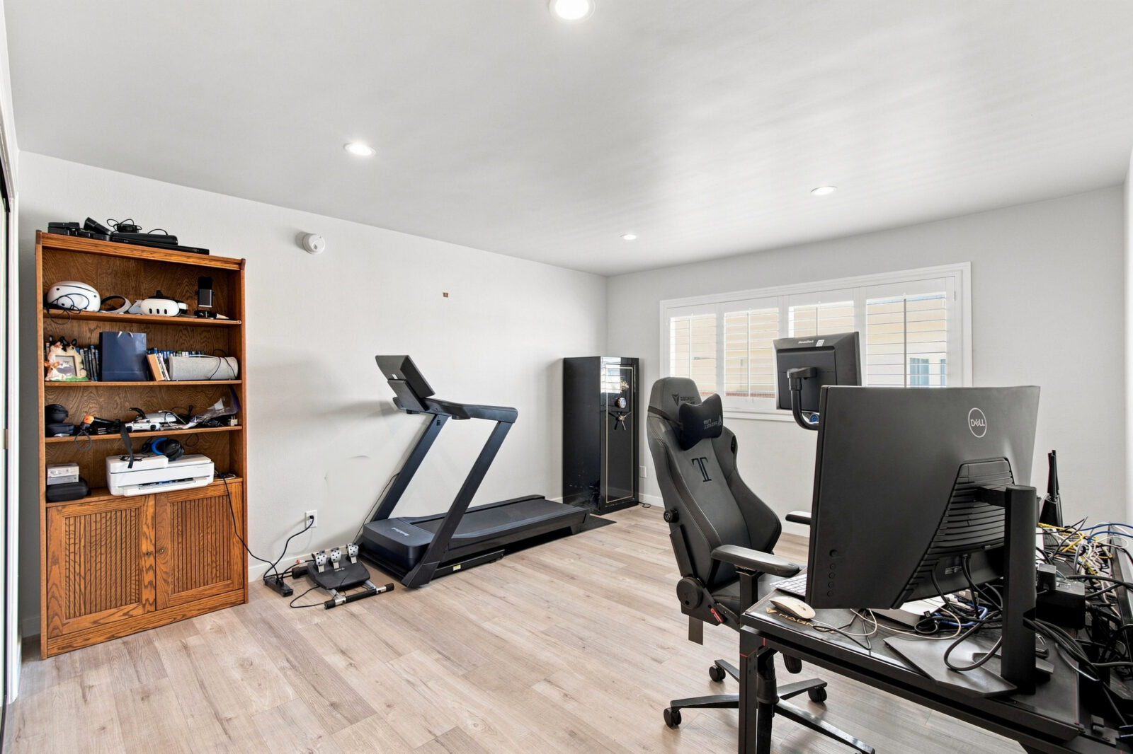 5354 Lindley Avenue #209, Encino, CA 91316, 3 bedroom 2 bath condo for sale, photo 26 of 33